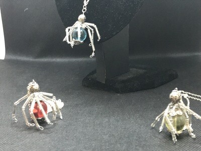 SPINNER NECKLACES
