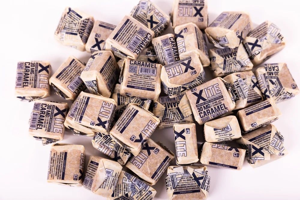 Xite 1:1 THC &amp; CBD Caramels and Peanut Butter Nuggets, Attribute: 1 Butter Cream Caramels