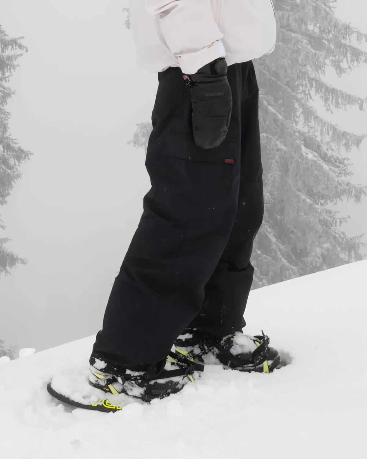 Volcom Men's Longo GORE-TEX Pant, Color: Black, Size: S