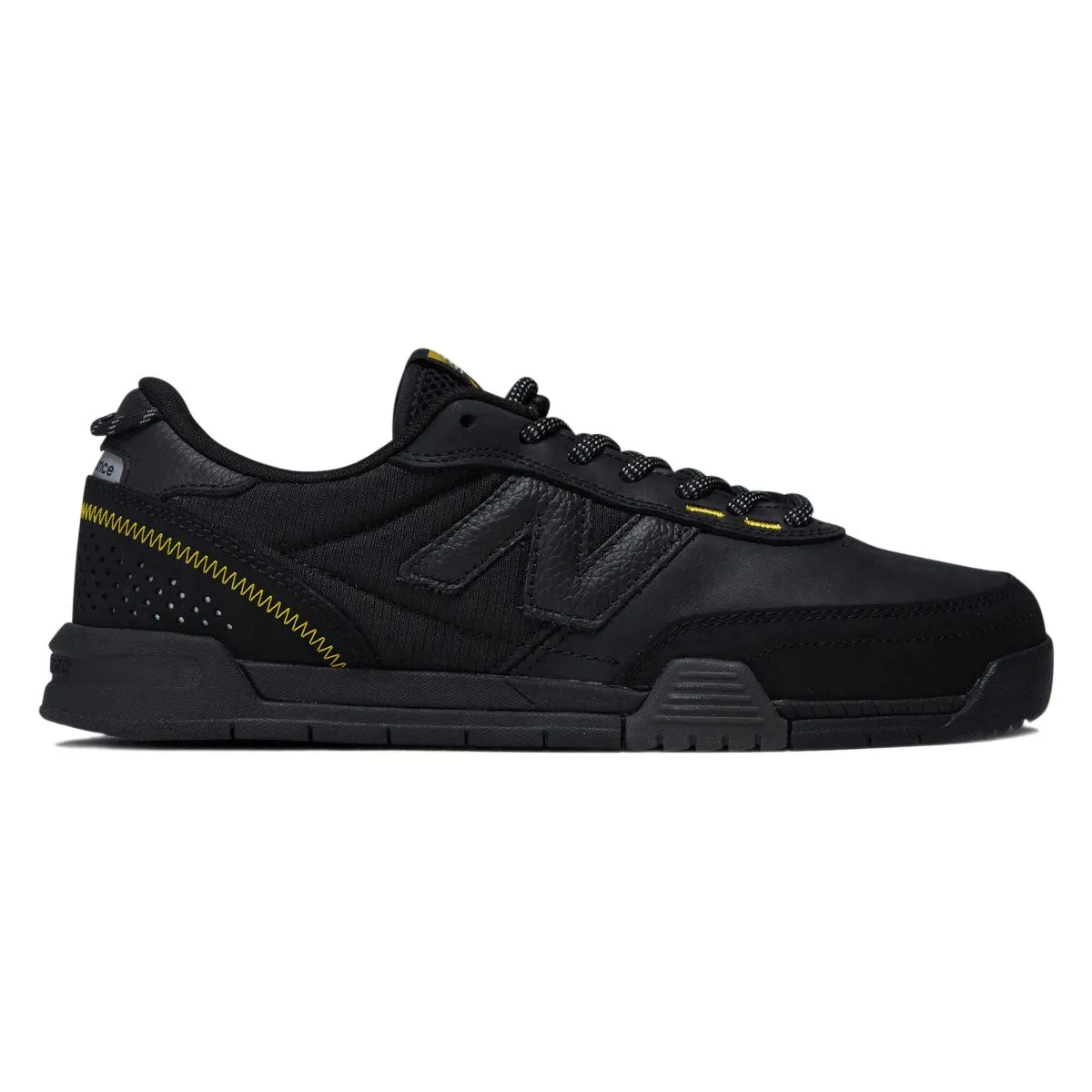 New Balance Men's Numeric 440 V2 Trail Low Skate Shoe, Color: Black/Yellow, Size: 9