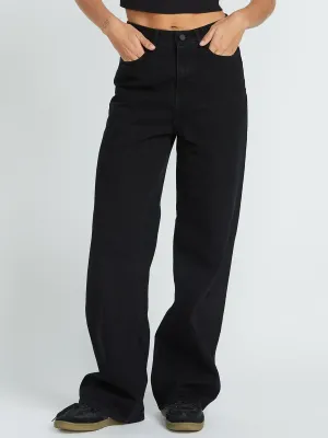 Volcom Women's Stoned Boyfriend Hirise Jeans Volcom Women's Stoned Boyfriend Hirise Jeans in Black, main view