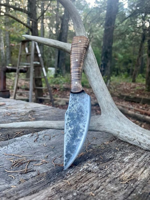 Ozark Classic Hunter With Maple Handle