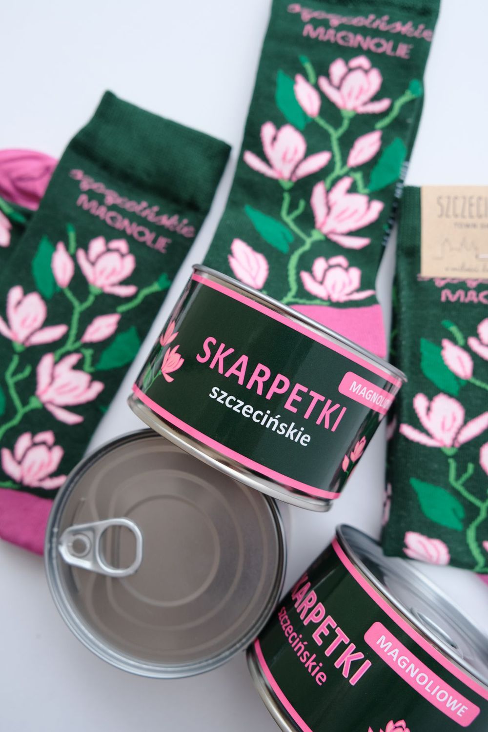 SKARPETKI W PUSZCZE MAGNOLIE