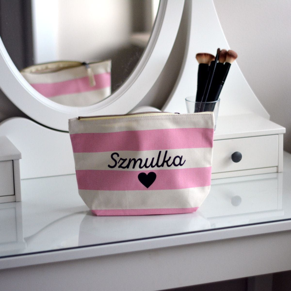 KOSMETYCZKA SZMULKA