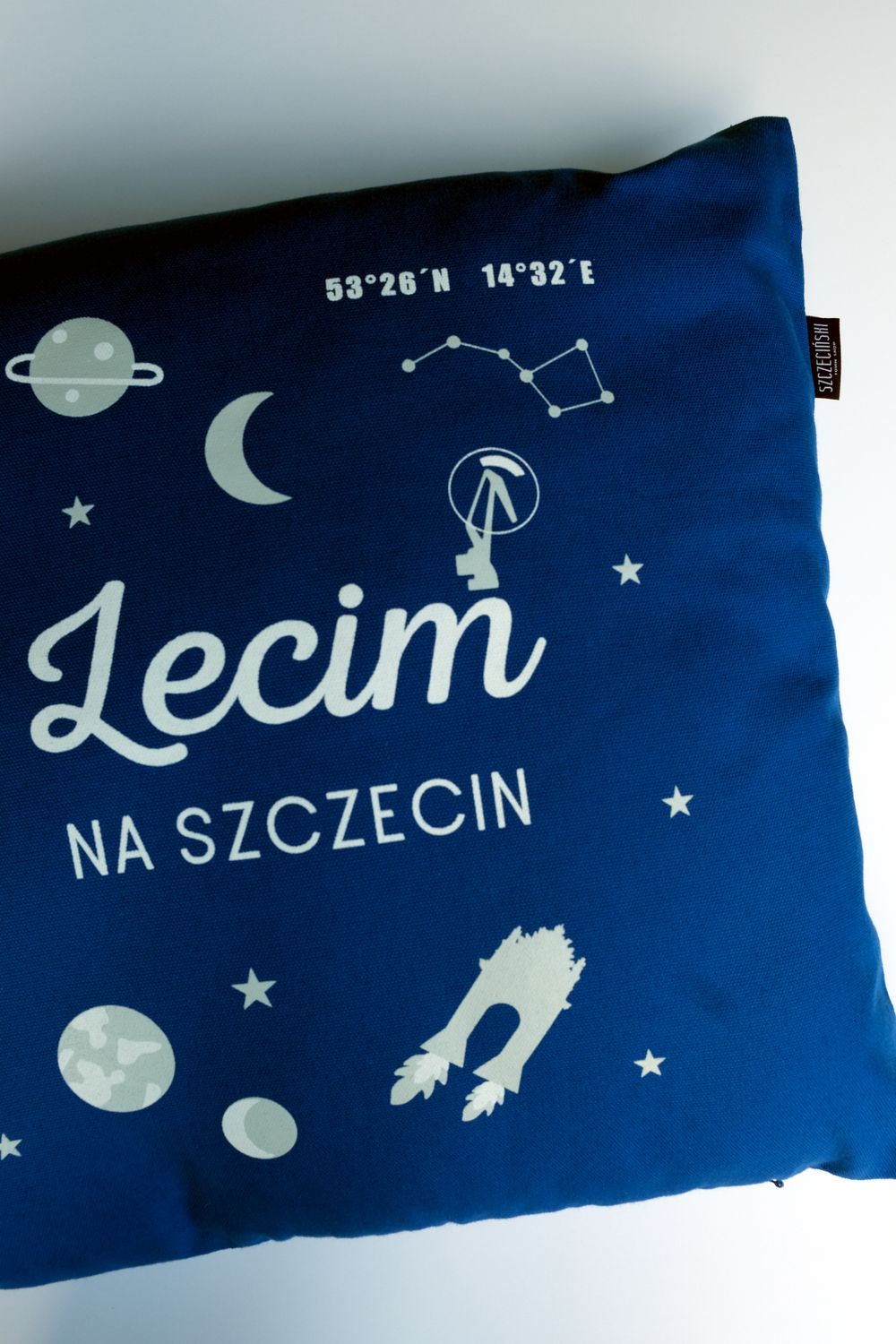PODUSZKA LECIM KOSMOS