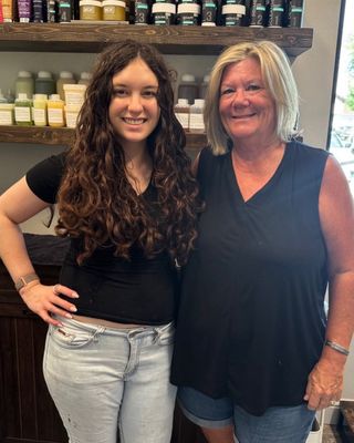 Curly Hair Specialist