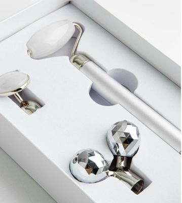 ​WHITE DEVICE FACIAL ROLLER by SKINBOLIC