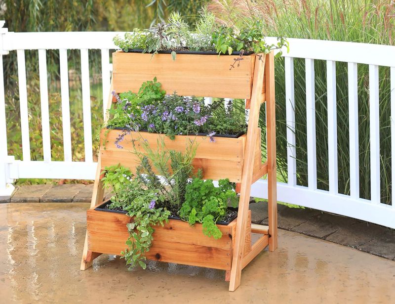BUILD A HERB PLANTER BOX with Jacob Keeley