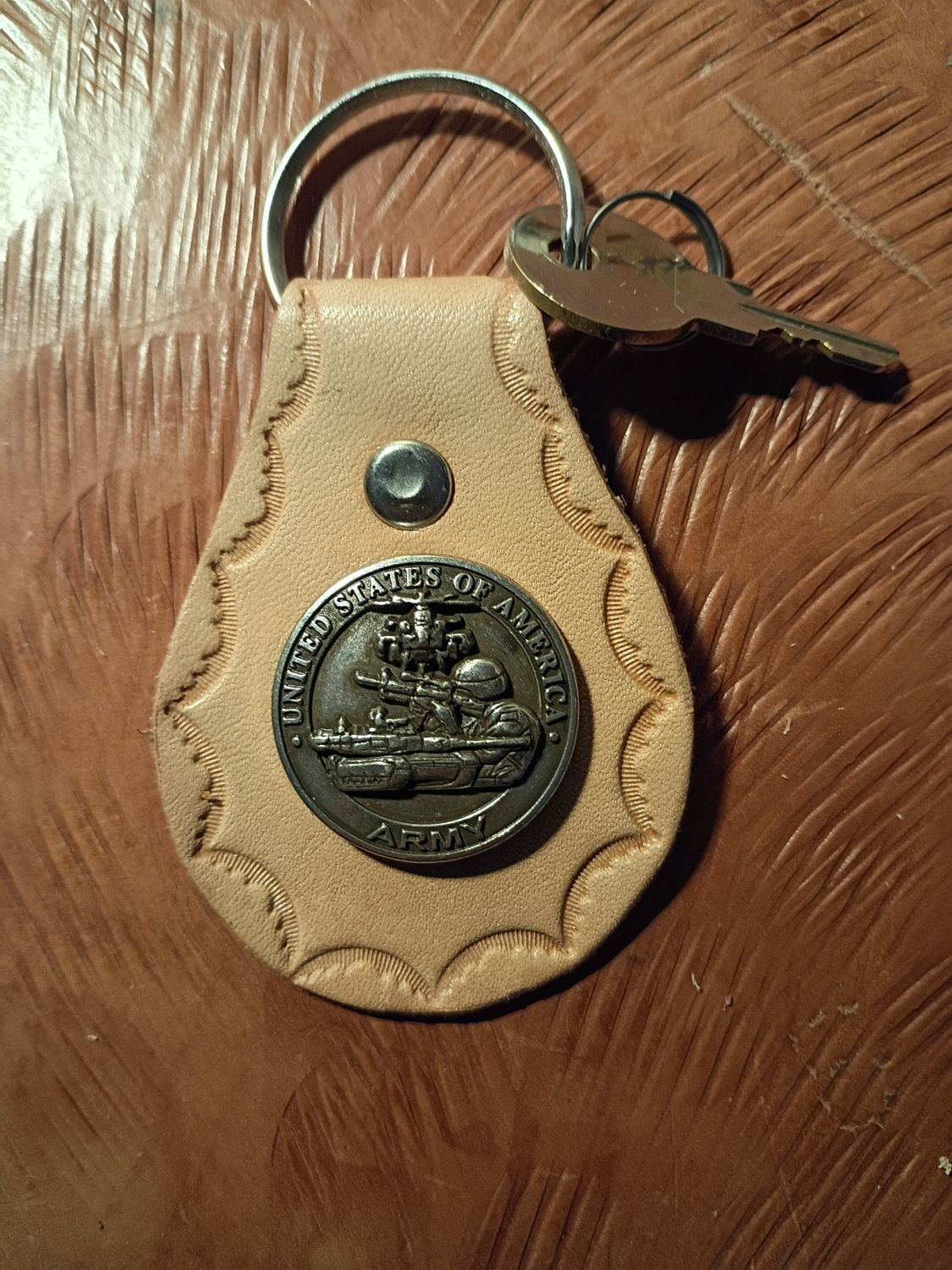 US Army Leather Key Fob with Limited Edition Army Concho (Natural Leather)