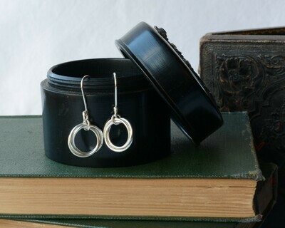 Dangle earrings