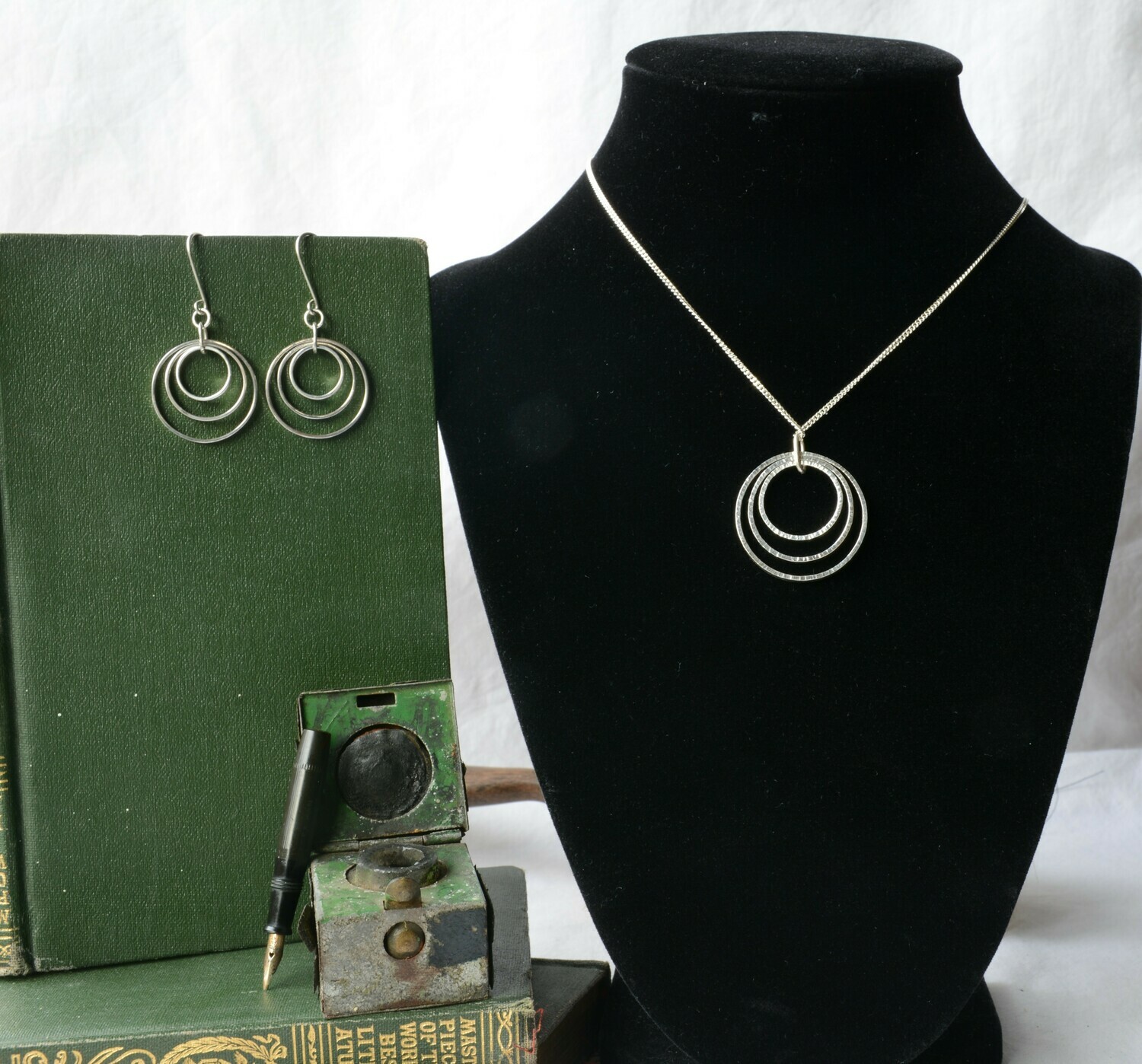 Concentric Circles Pendant Concentric Circles Pendant