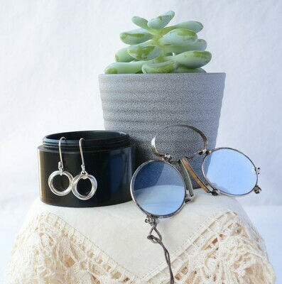 Tri-ring earrings