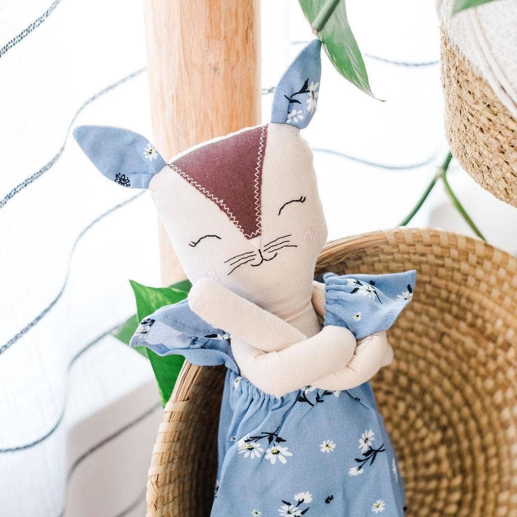New Creation VA - Cora the Cat: Blue daisies