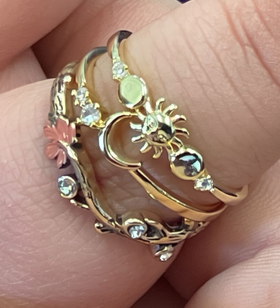 Assorted Crystal Rings, Shape: #1