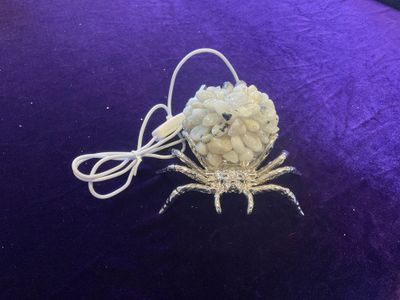 Moonstone Spider Light