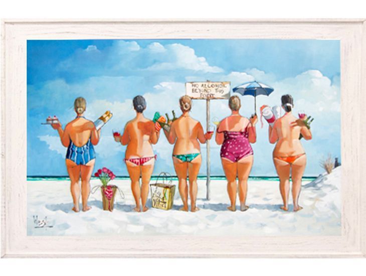 LADIES AT THE BEACH