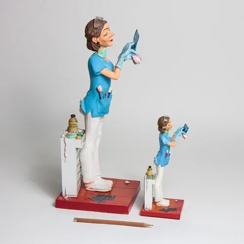 LADY DENTIST