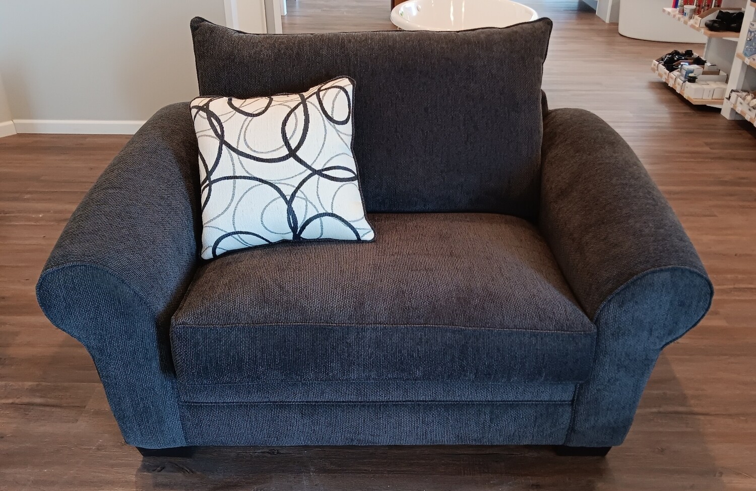 Othello Black Oversized Chair