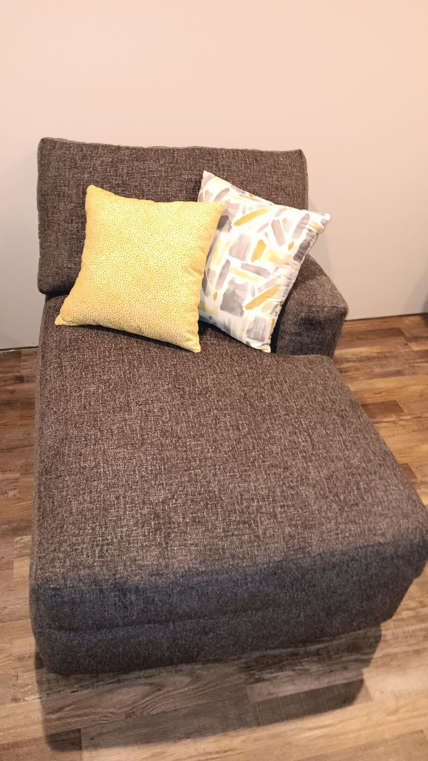 Saline Fluffdaddy Carbon Left Chaise