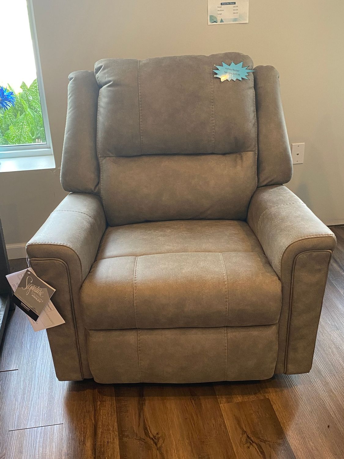 Lixtowel Recliner