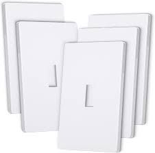 Self-Contained Outlet Cover - White Tabs on Side