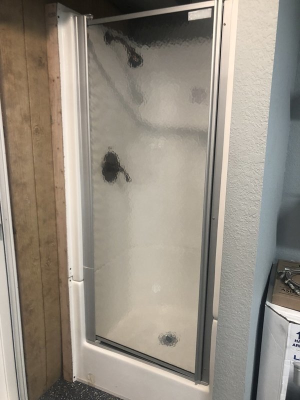 32" Shower Door
