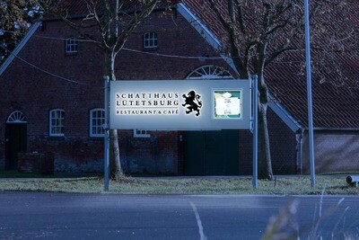Standschild, Leucht- & Schaukasten, LED beleuchtet, H=700 mm Standschild, Leucht- & Schaukasten, LED beleuchtet, H=700 mm