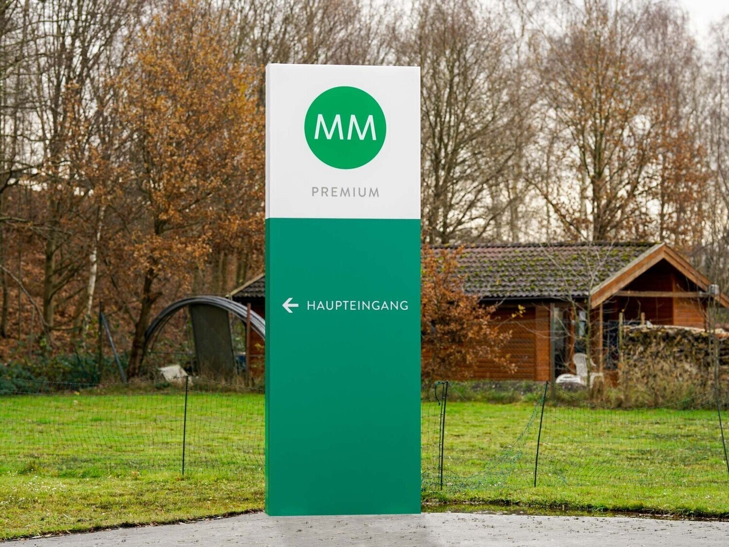 Ansicht Werbepylon, Symtra-Design, LED beleuchtet, H=3500 mm, 100134 WP