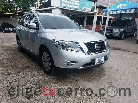 NISSAN PATHFINDER 2016      $  19,000.00