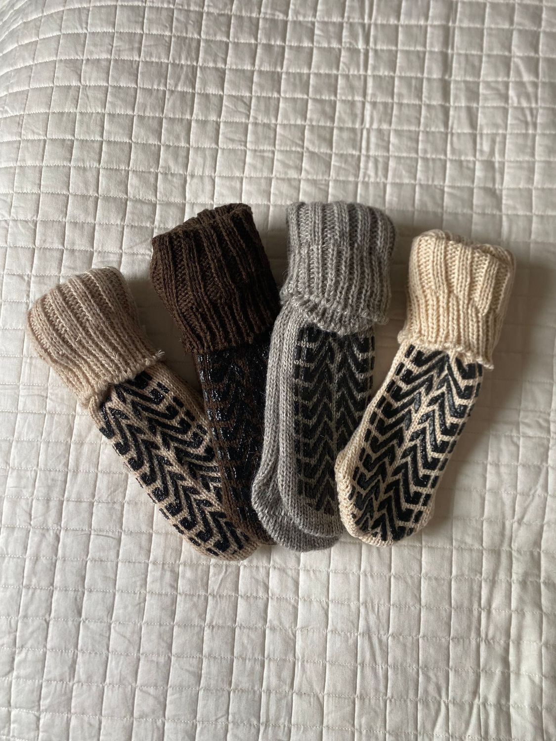 Calza adulto - in lana vergine - mix 4 colori - antiscivolo