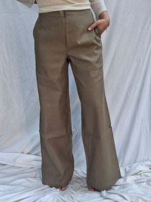 Pantaloni a palazzo - in canapa e cotone - colore verde oliva Pantaloni a palazzo - in canapa e cotone - colore verde oliva
