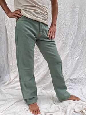 Jeans cinque tasche - modello 501 - in canapa - color verde salvia Jeans cinque tasche - modello 501 - in canapa - color verde salvia