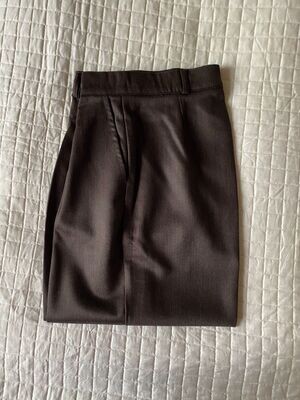 Pantalone modello classico con pence - 100% lana merinos - colore caffè Pantalone modello classico con pence - 100% lana merinos - colore caffè
