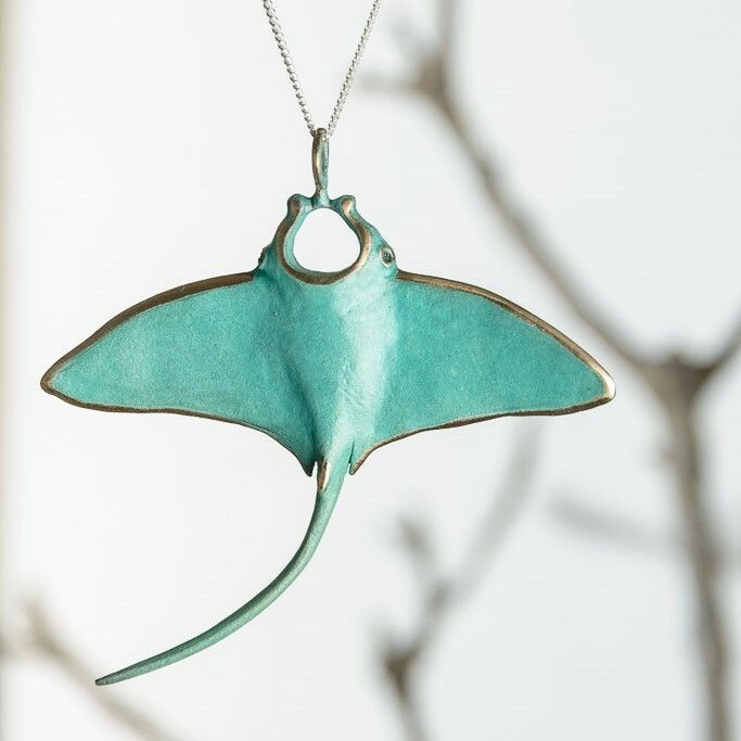 Manta Ray patinated bronze