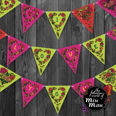 Valentine Party Flags (Green-Pink)