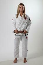 WOMEN&#39;S Fight Sports Competition Gi