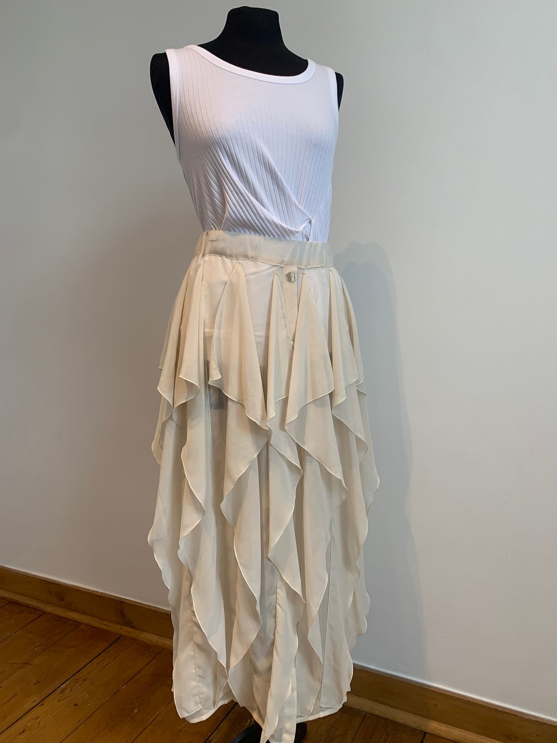 Baba Skirt with Ruffles - ecru AVDW