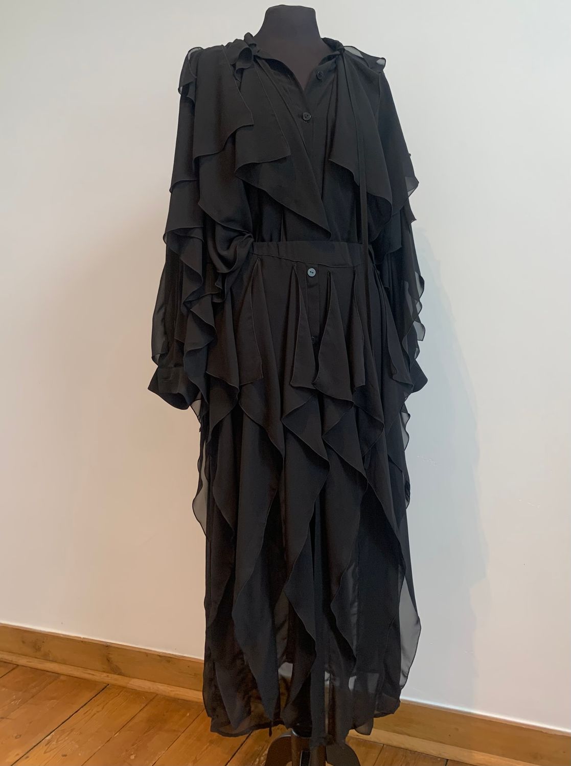 Baba Skirt with Ruffles - black  AVDW