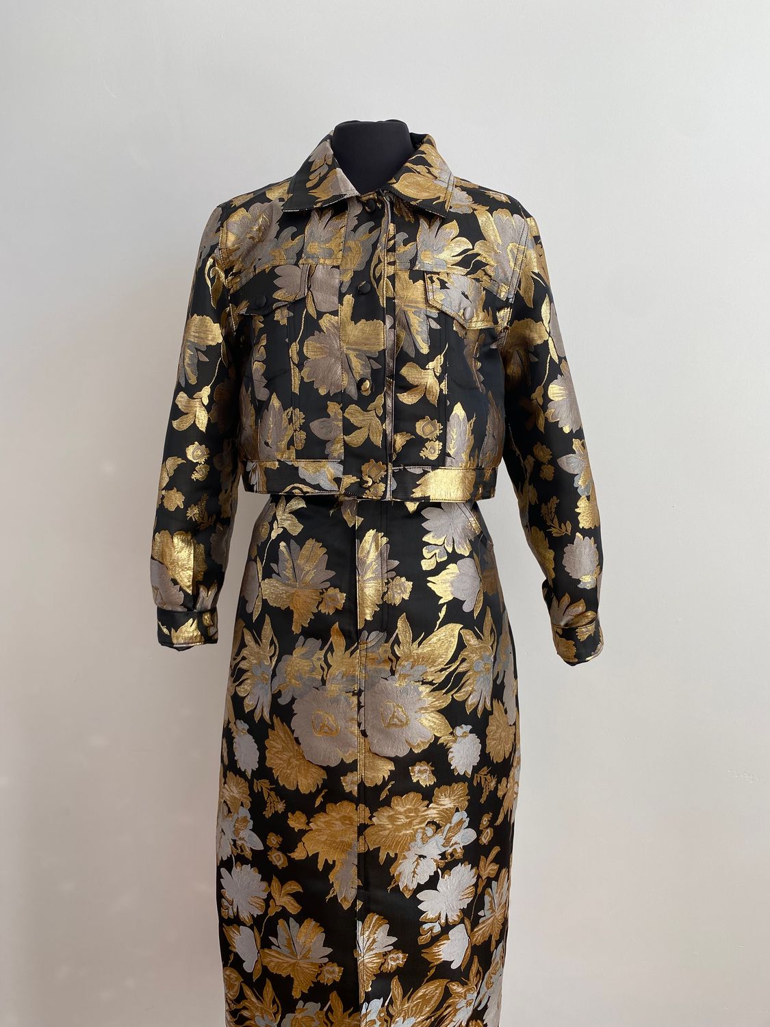 Joan Bomber - gold flower KATERIN THEYS