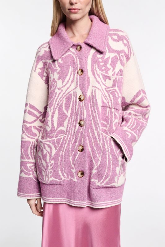KNITWEAR