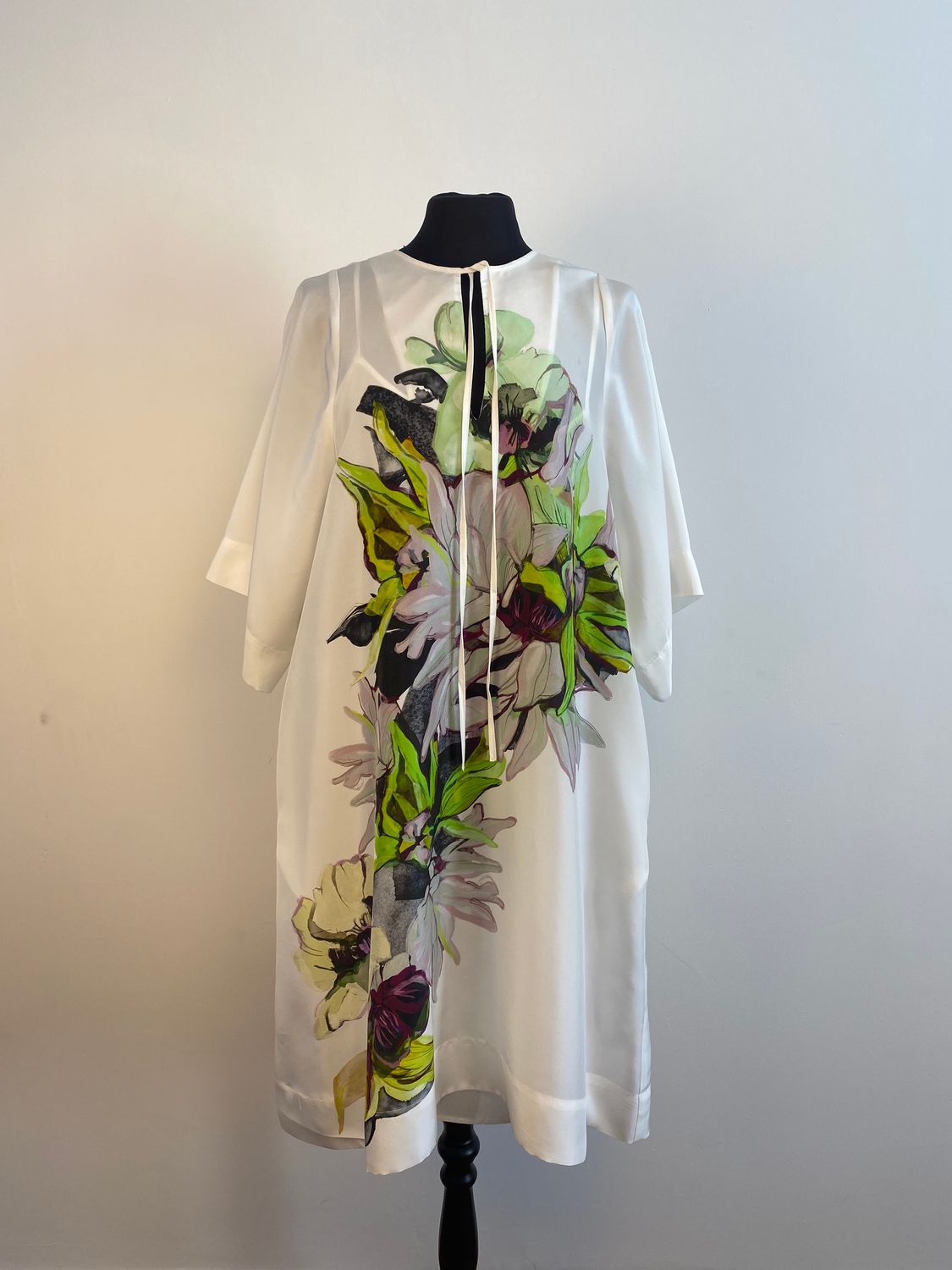 Silk white dress with flowers PSOPHIA