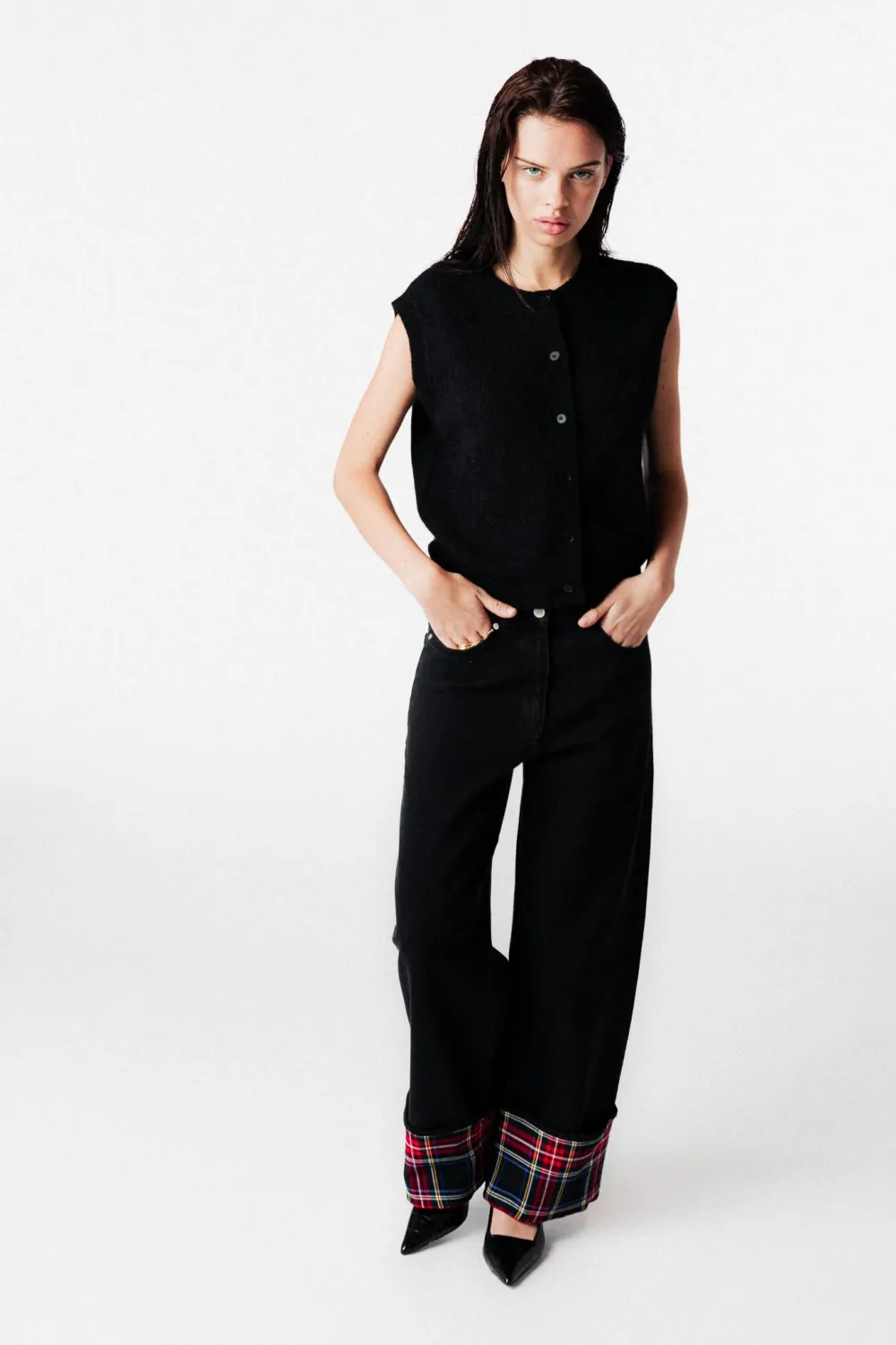 Selma fine alpaca vest - black JOHNY