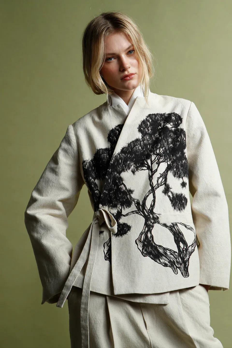 Whispers of the ancients - crossed kimono jacket with tree of time PSOPHIA