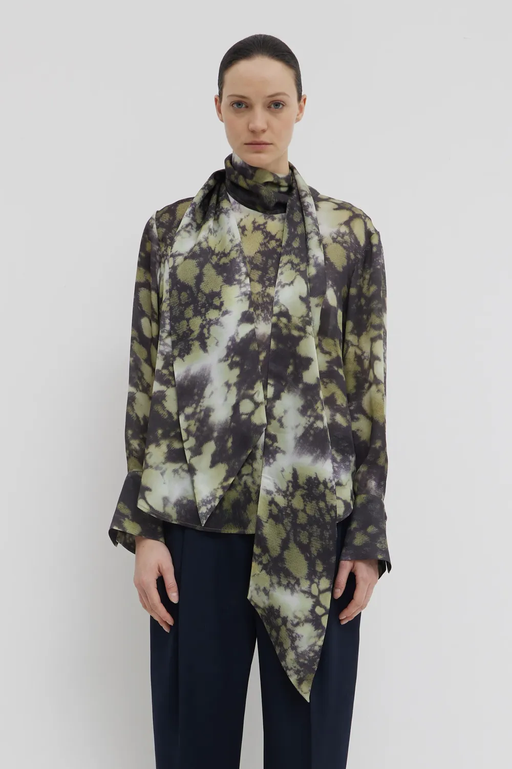 Temine Silk Longsleeve - olive jasper CHRISTIAN WIJNANTS