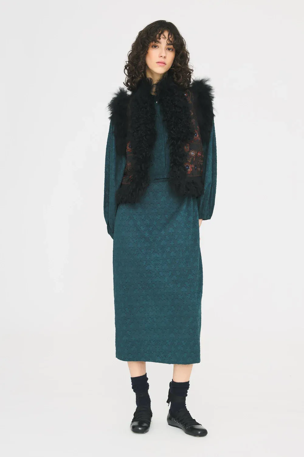 MAGYAR gilet - black ANTIK BATIK