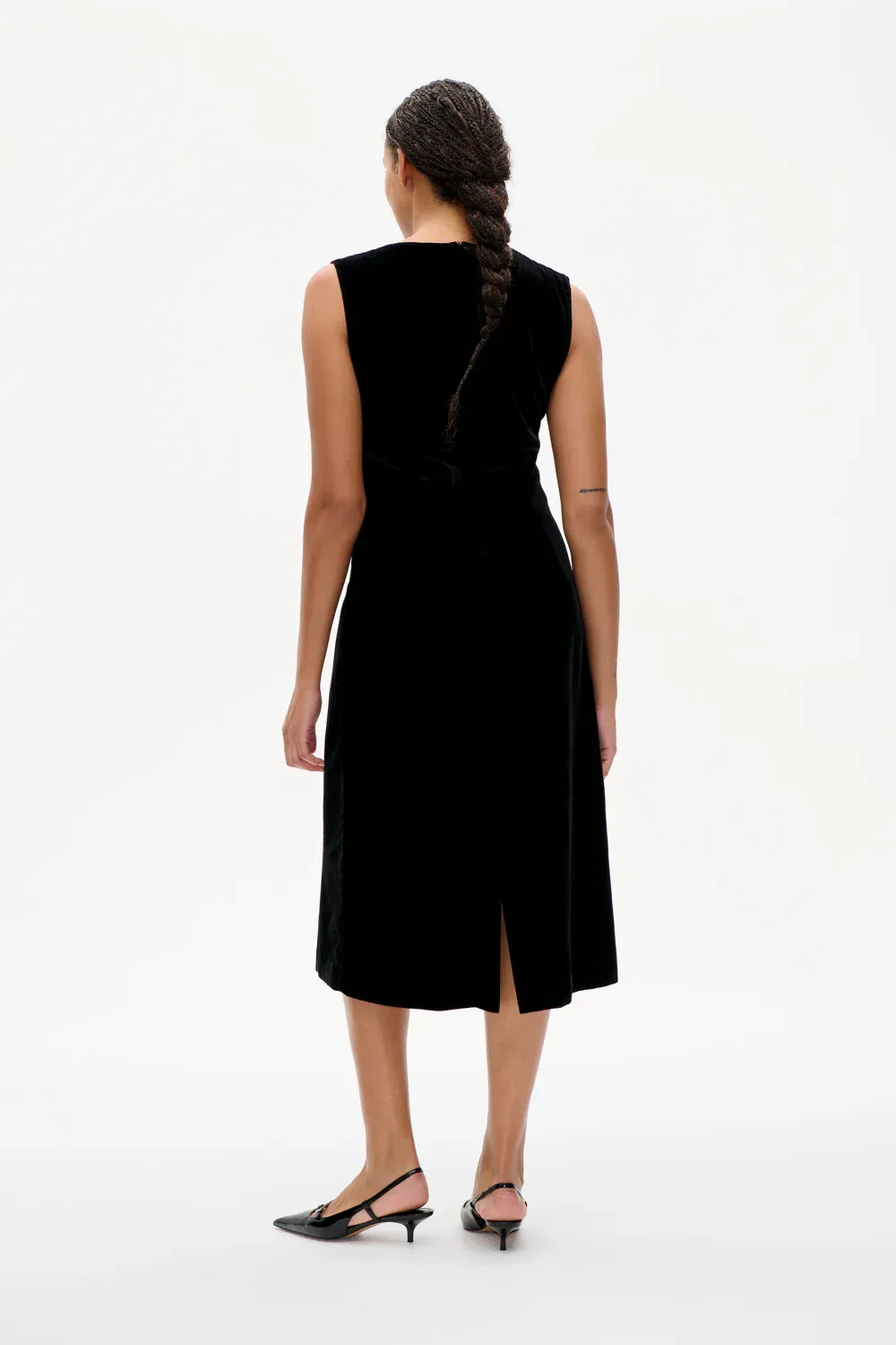Ajka Dress - black velvet BAUM UND PFERDGARTEN