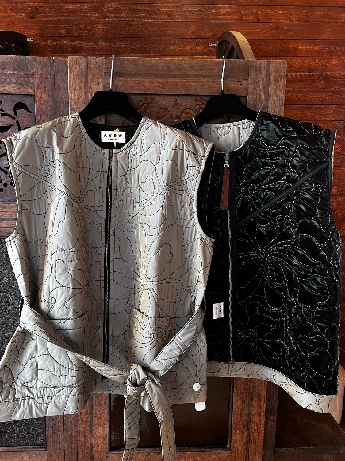AVDW - MIDORI SLEEVELESS