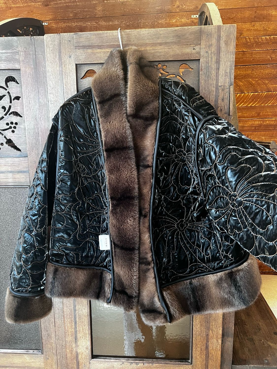 AVDW - MIDORI SHORT REVERSIBLE COAT