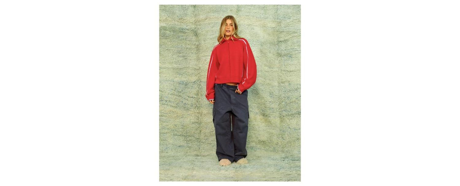 SEA ME HAPPY - Scottie Zip Up Sweater - Poppy Red