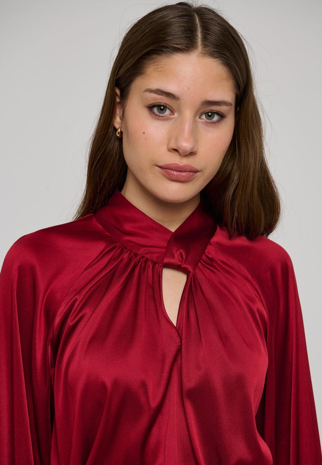 DEA KUDIBAL - MadelaineDEA-Blouse with drape detail Cranberry